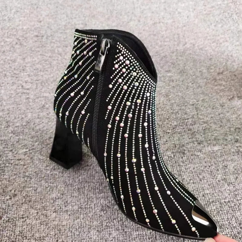 bota com strass, bota strass, coturno com strass, bota preta com strass, bota cano curto com strass, bota feminina strass, bota feminina com strass, bota feminina, botas femininas, bota cano curto, bota, bota feminina cano curto, bota preta, arezzo botas, bota cano curto feminina, bota preta feminina, bota cano curto salto grosso, bota salto grosso, bota preta salto grosso, bota feminina cano curto salto grosso, bota salto quadrado, bota preta salto quadrado, bota salto quadrado cano curto