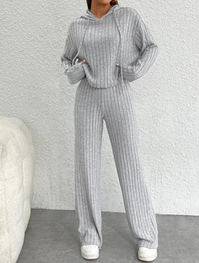conjunto feminino, conjunto feminino calça e blusa, conjunto feminino inverno, conjunto agasalho feminino, conjunto de frio feminino, conjunto inverno feminino, conjunto de malha feminina, conjunto malha feminina, conjunto frio feminino, conjunto de inverno feminino, conjunto de moletom feminino